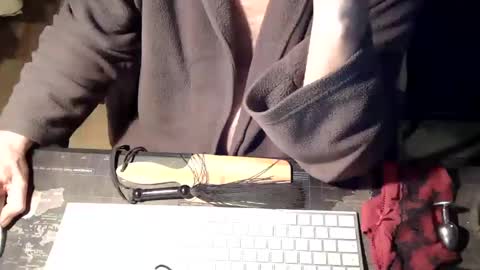 Snapshot of amslave4f chatting on 02.12.25 amslave4f online show from 02.12.25