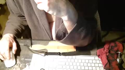 Snapshot of amslave4f chatting on 02.13.25 amslave4f online show from 02.13.25