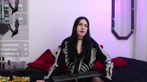 Snapshot of amy_aloqua chatting on 01.11.25 Amy online show from 01.11.25