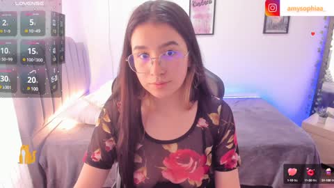 Snapshot of amy_sophiaa chatting on 01.09.25 Amy sophia 3 online show from 01.09.25
