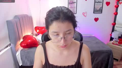 Snapshot of amy_sophiaa chatting on 02.17.25 Amy sophia 3 online show from 02.17.25