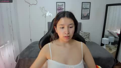 Snapshot of amy_sophiaa chatting on 09.22.25 Amy sophia 3 online show from 09.22.25