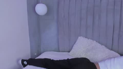 Amy ... Nice to meet u   thumb up me please its important online show from 01.20.25