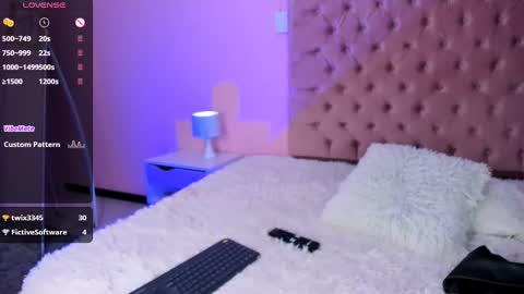 Amy ... Nice to meet u   thumb up me please its important online show from 02.15.25