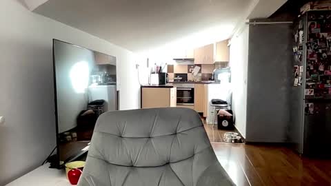 amyroberta92 online show from 10.25.25