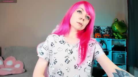 Snapshot of amyrose69 chatting on 09.27.25 Amy Rose online show from 09.27.25