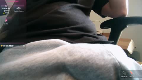 A online show from 03.10.25