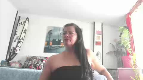 Snapshot of ana_mature_ chatting on 09.25.25 Ana online show from 09.25.25