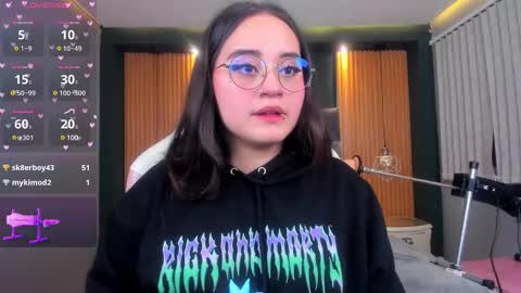 Snapshot of ana_taylor2 chatting on 12.22.24 Ana online show from 12.22.24