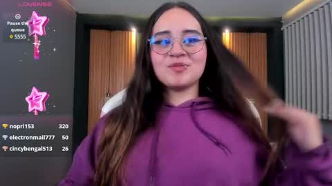 Snapshot of ana_taylor2 chatting on 01.16.25 Ana online show from 01.16.25