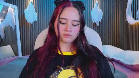 Snapshot of ana_taylor2 chatting on 10.28.25 Ana online show from 10.28.25