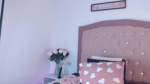 Ana Moon  online show from 02.28.25