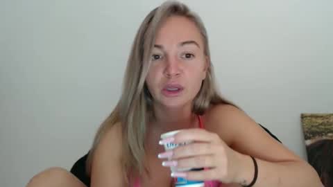 Ana online show from 10.26.25