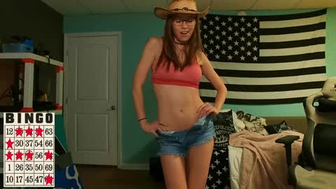 Snapshot of anabelleleigh chatting on 03.12.25 Anabelleleigh online show from 03.12.25