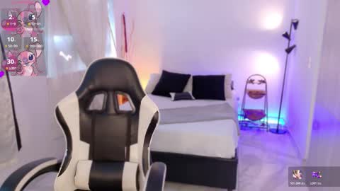 ANABEL WOLF  online show from 11.03.25