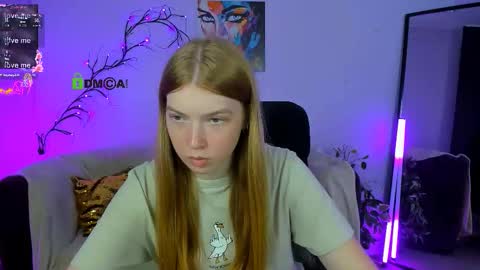Snapshot of anais_boom chatting on 09.24.25 Anais online show from 09.24.25