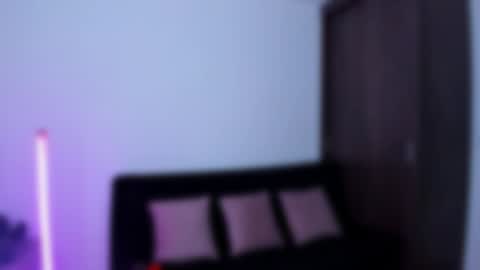 Snapshot of anakiss1 chatting on 01.14.25 help me to get 100 thumps up online show from 01.14.25