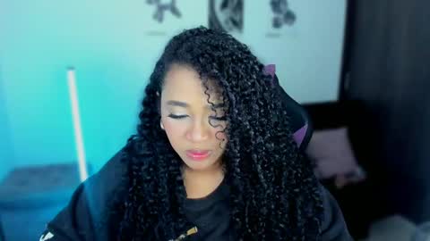 Snapshot of anakiss1 chatting on 02.17.25 help me to get 100 thumps up online show from 02.17.25