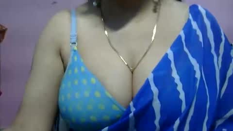 Snapshot of anamika794088 chatting on 01.28.25 anamika794088 online show from 01.28.25