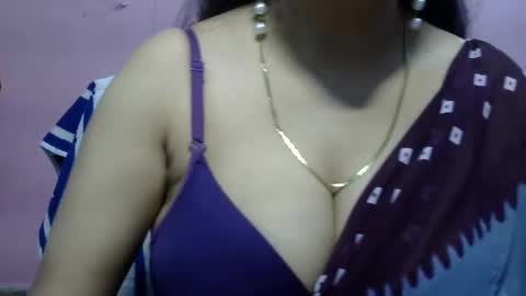 Snapshot of anamika794088 chatting on 02.01.25 anamika794088 online show from 02.01.25