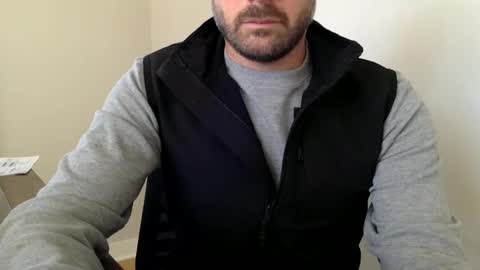 Snapshot of andees222 chatting on 11.04.25 Andees222 online show from 11.04.25