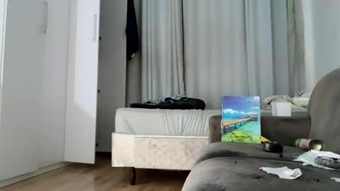 Snapshot of andemax chatting on 02.04.25 And 16.8 online show from 02.04.25