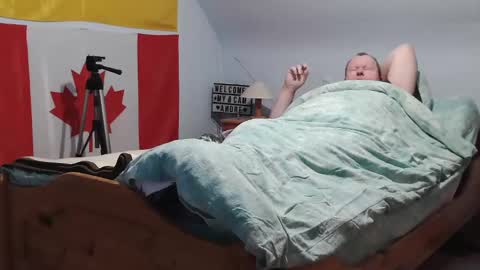 Snapshot of andre124231 chatting on 12.12.24 Andre online show from 12.12.24