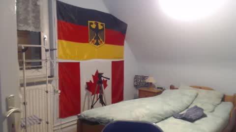 Snapshot of andre124231 chatting on 12.18.24 Andre online show from 12.18.24