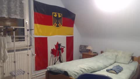 Snapshot of andre124231 chatting on 12.29.24 Andre online show from 12.29.24