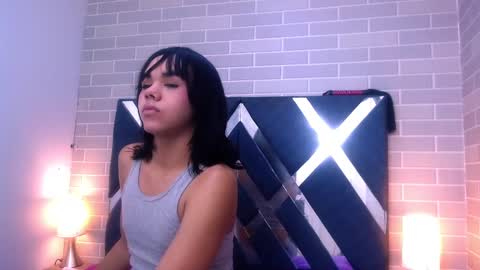 Snapshot of andrea_gill_ chatting on 02.13.25 Andres Gil online show from 02.13.25