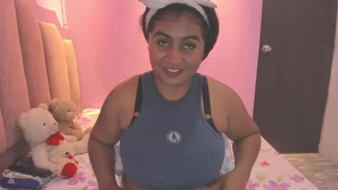 Snapshot of andreasweet2 chatting on 10.04.25 A n d r e a S w e e t online show from 10.04.25
