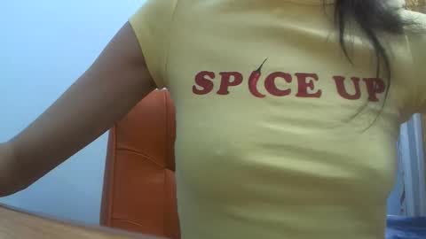 Snapshot of andreea713 chatting on 11.07.25 andreea713 online show from 11.07.25