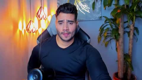 Andres online show from 10.18.25