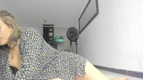 Snapshot of andresgiraldo1 chatting on 01.30.25 Isa --------- online show from 01.30.25