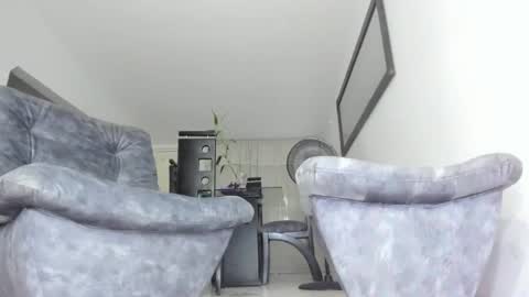 Snapshot of andresgiraldo1 chatting on 02.01.25 Isa --------- online show from 02.01.25