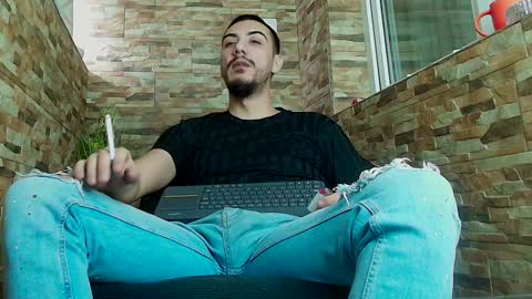 Snapshot of andrewbanner chatting on 01.27.25 MasterRomania online show from 01.27.25