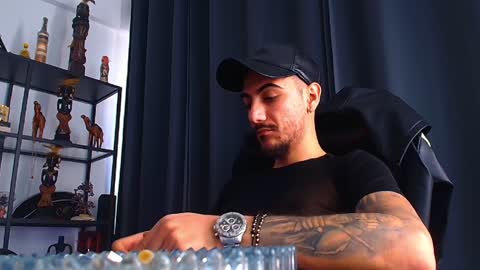 Snapshot of andrewbanner chatting on 02.07.25 MasterRomania online show from 02.07.25