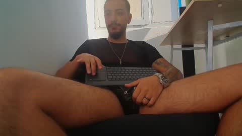 Snapshot of andrewbanner chatting on 09.16.25 MasterRomania online show from 09.16.25