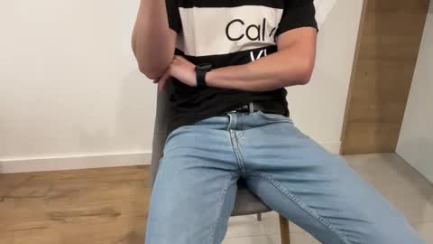 Snapshot of andrii3000 chatting on 09.13.25 andrii3000 online show from 09.13.25