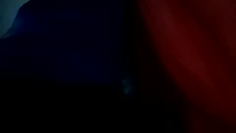 Snapshot of andy101075 chatting on 11.19.25 andy101075 online show from 11.19.25