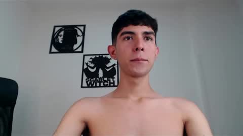 Snapshot of andy19_hot chatting on 12.17.24 andy19_hot online show from 12.17.24