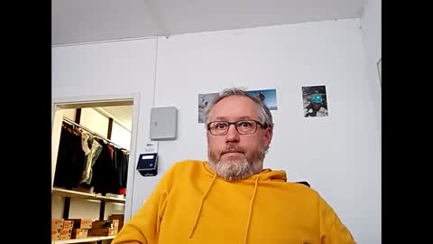 Snapshot of andyberg8 chatting on 02.27.25 Andy online show from 02.27.25