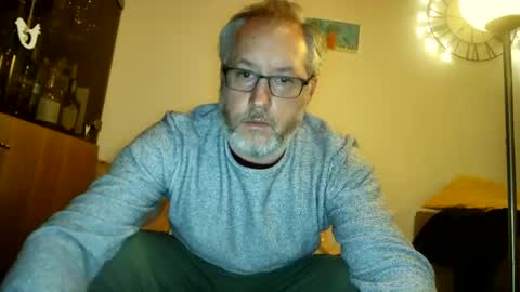 Snapshot of andyberg8 chatting on 03.01.25 Andy online show from 03.01.25