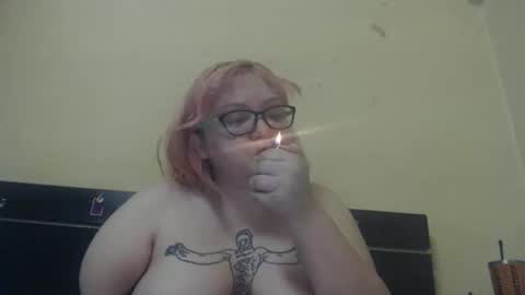 Snapshot of aneris17 chatting on 10.14.25 Aneris online show from 10.14.25