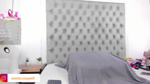 anette_cooper online show from 09.27.25