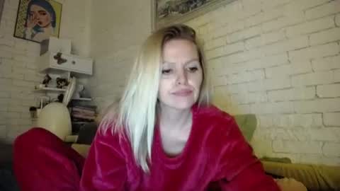 Snapshot of angel_girllovemy chatting on 02.02.25 ANGEL online show from 02.02.25