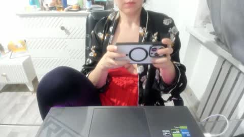 Snapshot of angel_lee__ chatting on 01.10.25 angel_lee__ online show from 01.10.25