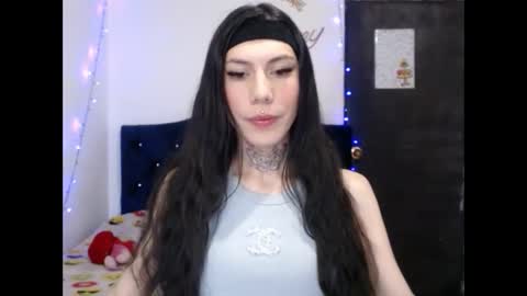 Snapshot of angel_moon69_ chatting on 01.09.25 follow me instagram   amymiranda69 online show from 01.09.25
