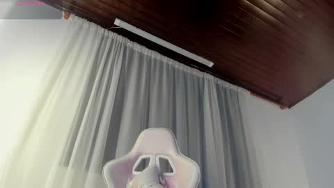 Angel online show from 10.20.25