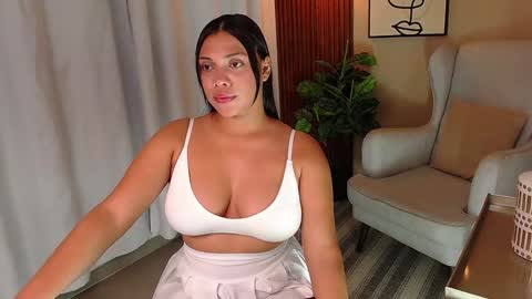 Snapshot of angela_santana_ chatting on 12.13.24 Angela online show from 12.13.24